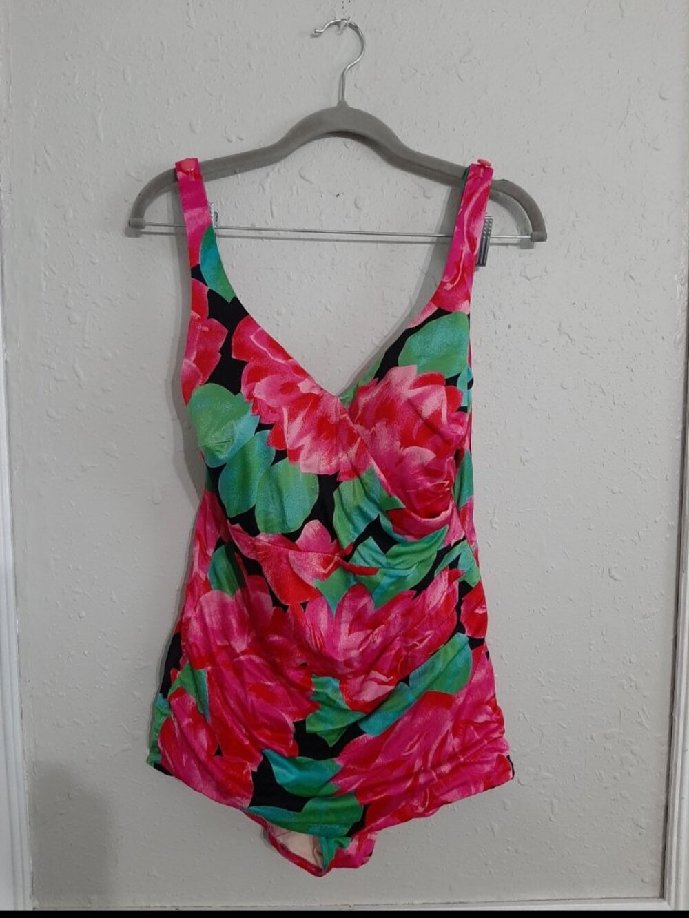 Vintage 70s roxanne perfection one piece swimsuit bullet bra floral pinup med